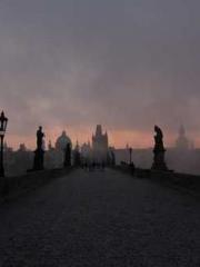 First Era, Dragon Lo